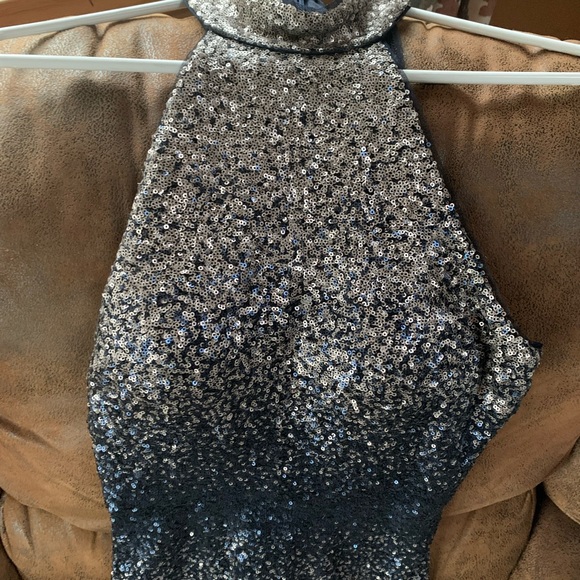 Size 6 - gold and navy sequence .. worn once - Picture 5 of 9